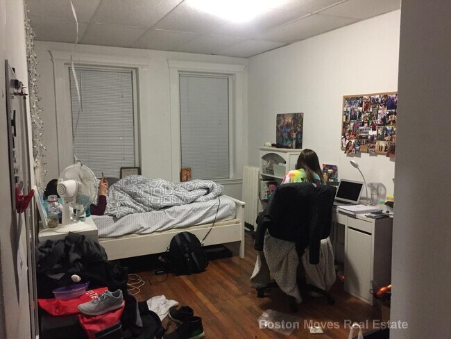 Foto del edificio - 238 Hemenway St