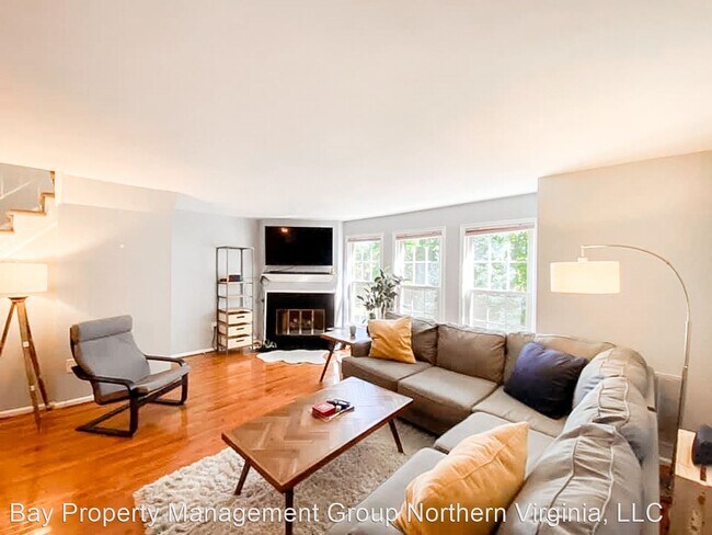 Building Photo - 2 br, 2.5 bath House - 7447 Hatherleigh Ct