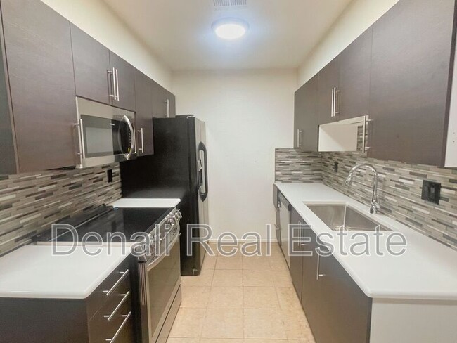 Foto del edificio - 95 N Cooper Rd