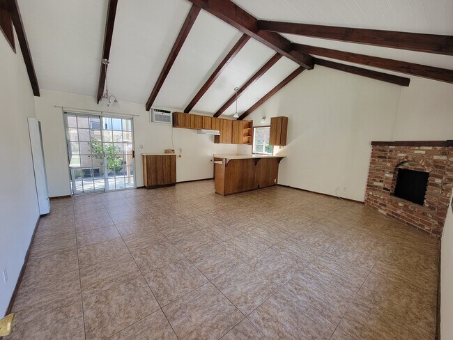 Foto del edificio - 7254 Allott Ave