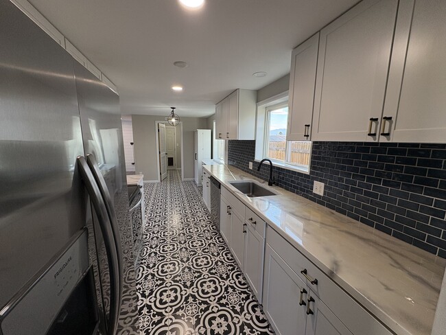 Building Photo - 2435 Piros Dr