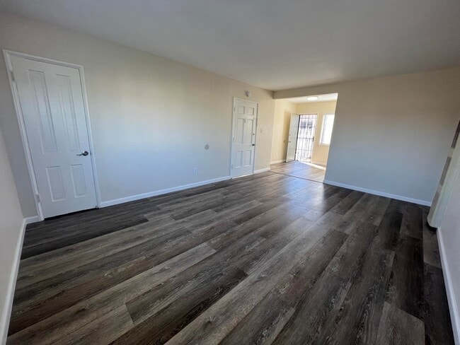 Interior Photo - 16108 S. Harvard Blvd.