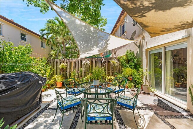 Foto del edificio - 8868 SW 220th St