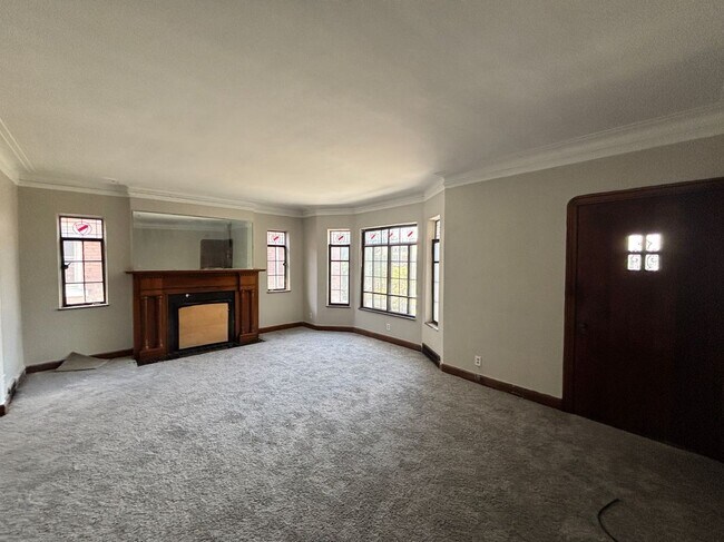Foto del edificio - 2943 Leslie St