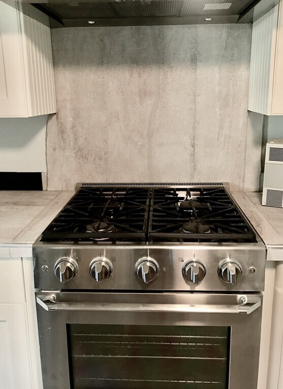 31 E Wyoming Ave Unit 1, Melrose, MA 02176 Room for Rent in Melrose