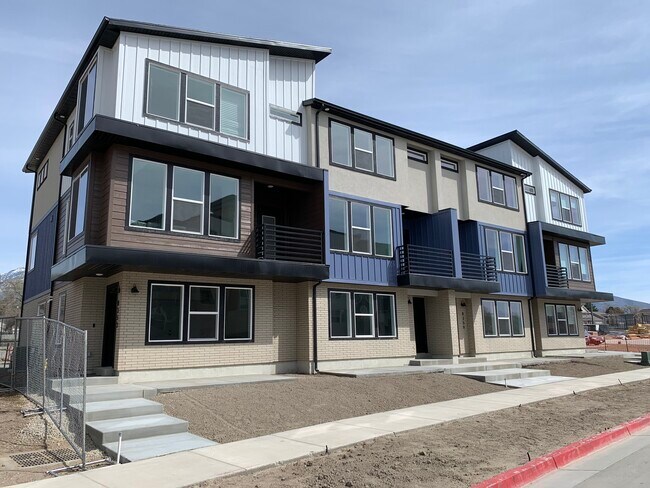 New Build Princeton Terrace Townhomes - 145 E Verdon Ct