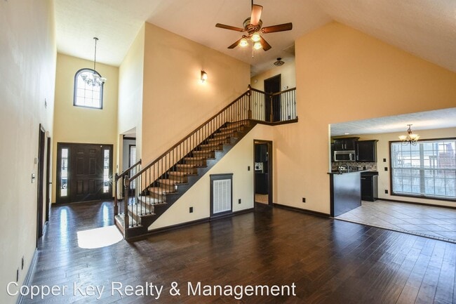 Building Photo - 3 br, 2.5 bath House - 1768 Apache Way