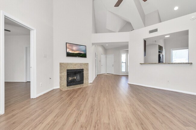 Building Photo - 4144 Greystone Way