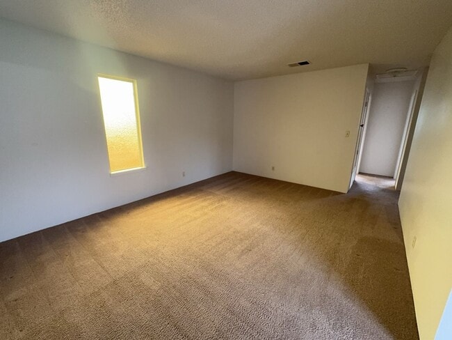 Building Photo - 1441 B St