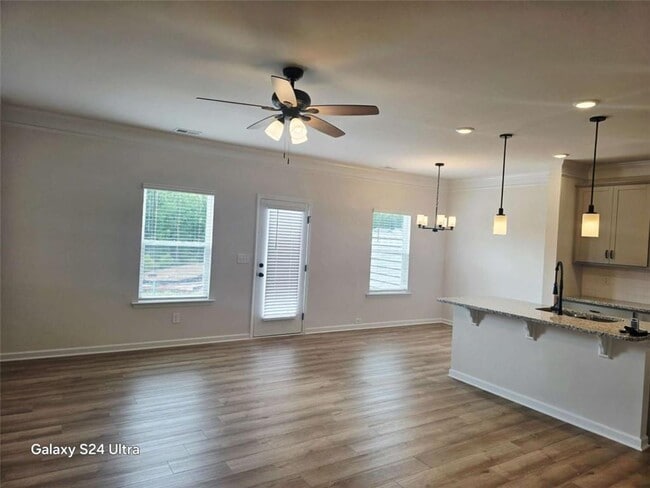 Foto del edificio - 2625 Ravencliff Dr