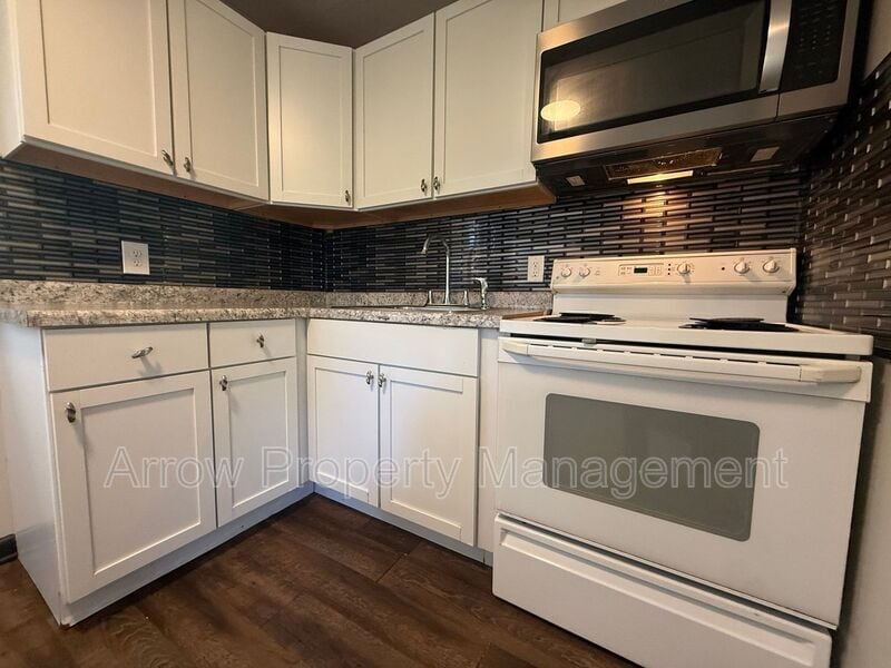 Foto principal - 845 S 29th St