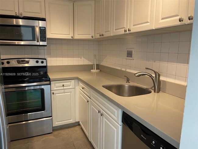 Foto del edificio - 1000 West Ave