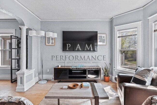 Foto del edificio - 2872 S Linebarger Terrace