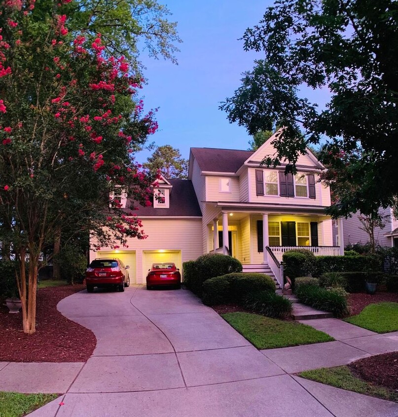 Primary Photo - Gorgeous Daniel Island Home!