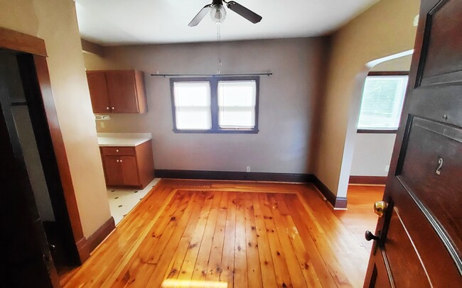Foto del edificio - 810 2nd St NW