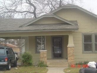 Primary Photo - 106-108 Terrell Ave