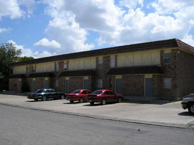Building Photo - 1052 Linde Ave