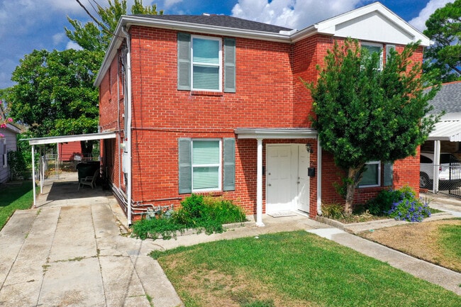 Building Photo - 3913 Bauvais St
