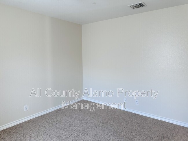 Building Photo - 8127 Morning Grove