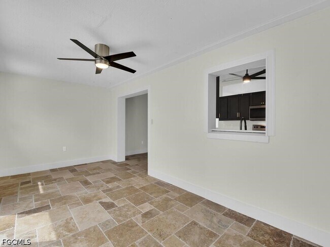 Foto del edificio - 2224 Aldridge Ave