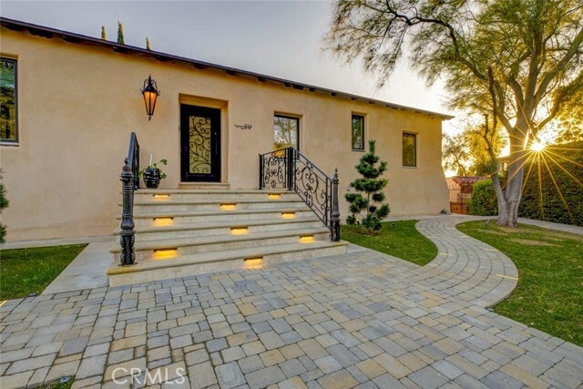 Foto del edificio - 954 Rosemount Rd