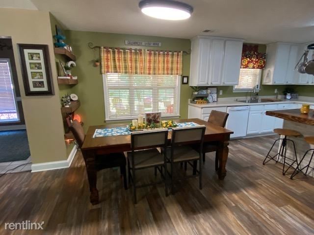 Foto del edificio - 4 br, 2 bath House - 210 Lake Chase Drive N