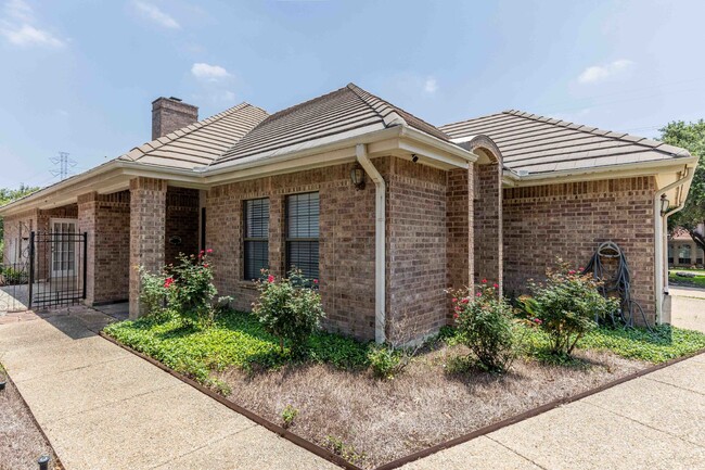 Building Photo - 19110 E Birdsong Way