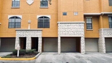 Building Photo - 6133 Metrowest Blvd