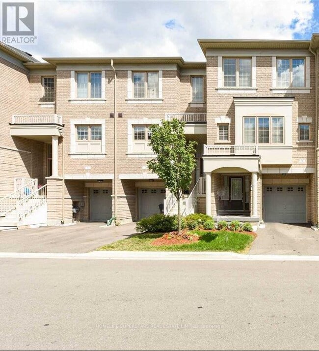 Building Photo - 9 Aspen Hills Rd