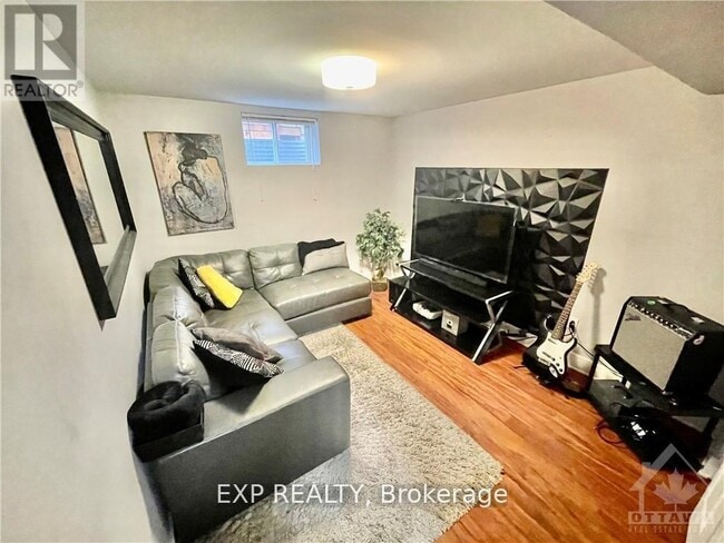 Photo du bâtiment - 1344 Avenue U