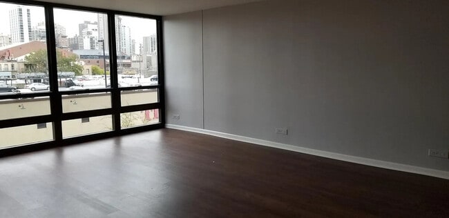 Foto del edificio - 1636 N Wells St