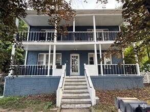 Building Photo - 364 Ashford Ave