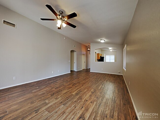 Building Photo - 18307 N 147th Dr