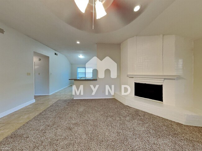 Building Photo - 3 br, 2 bath House - 1529 Autumn Breeze Ln