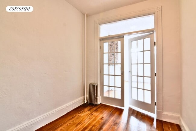 Building Photo - 81 4th Pl