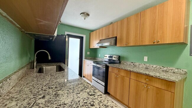 Foto del edificio - 4729 Myrtle Ln
