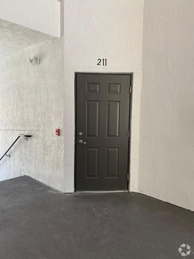 Building Photo - 15520 SW 136th St