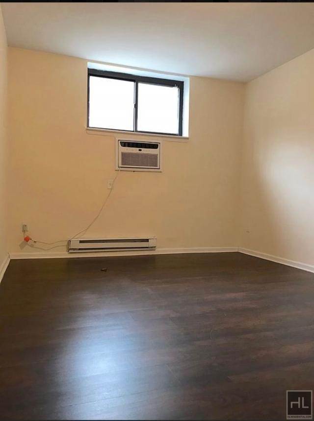 Building Photo - 1 bedroom in QUEENS NY 11102