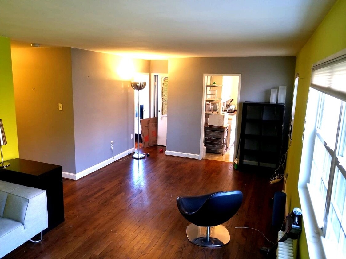 Photo - 5214 8th Rd S (Arlington, VA)