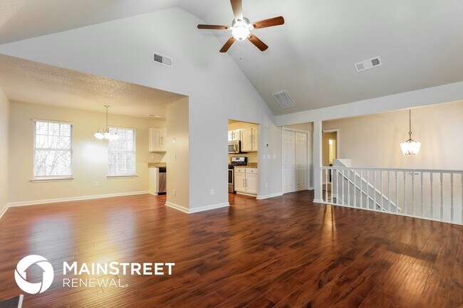 Foto del edificio - 1220 Misty Meadows Ln