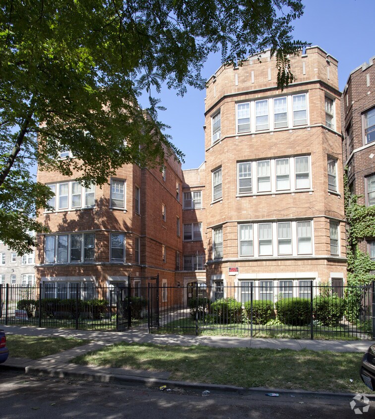 Foto del edificio - 7840 S Kingston Ave