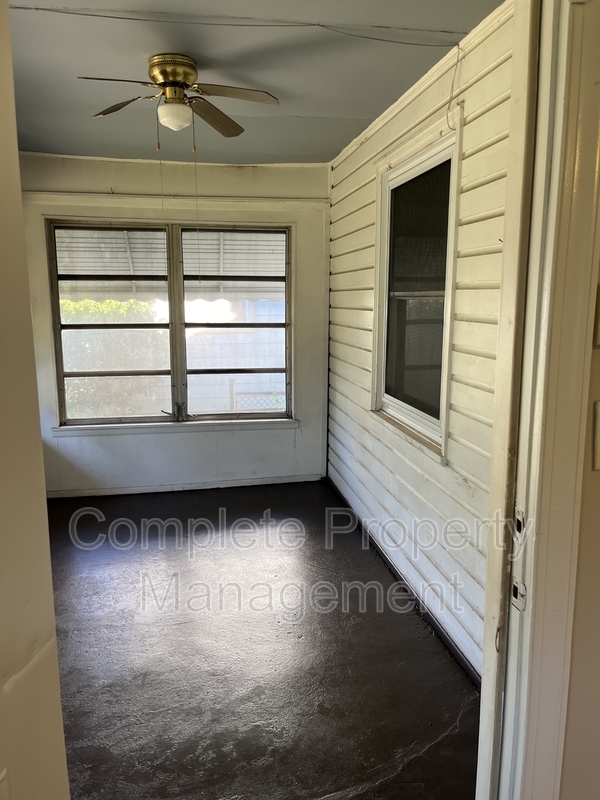 Building Photo - 1869 Princeton Ct SW