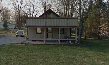 Building Photo - 52 Railroad St SW