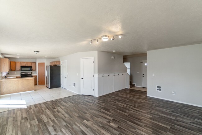 Foto del edificio - Spacious 3 Bed, 2.5 Bath Home in Spokane V...