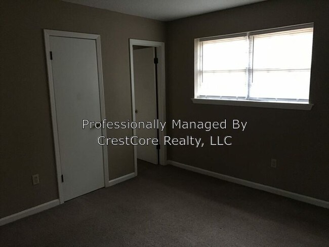 Building Photo - 167 McKee Rd