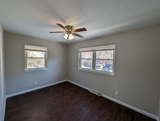 Building Photo - This Is The One on Saint Louis Place!