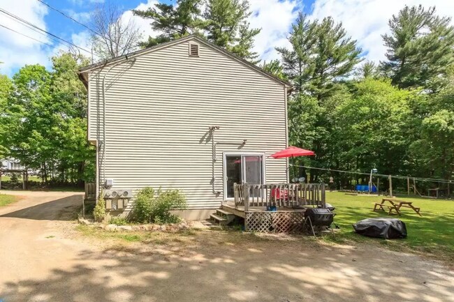 Building Photo - 496 E Dunbarton Rd