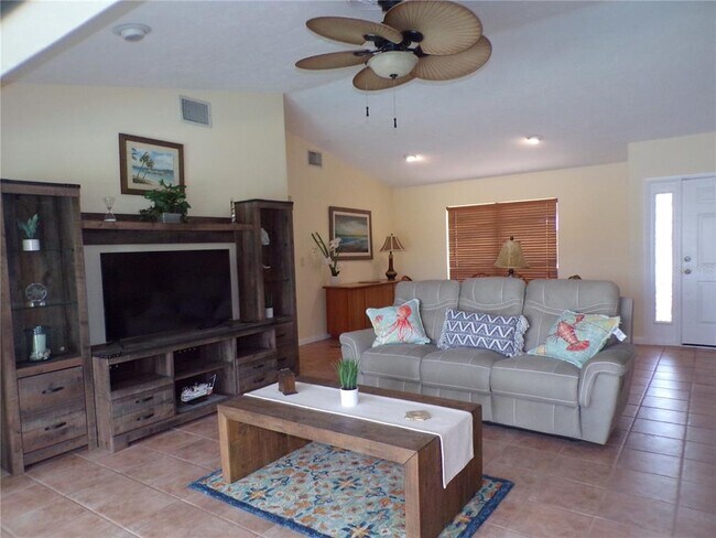 Building Photo - 1412 Grebe Ct