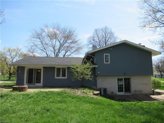 Building Photo - 162 Timber Ln