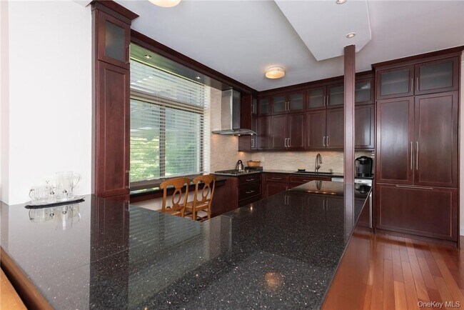 Foto del edificio - 35 N Chatsworth Ave